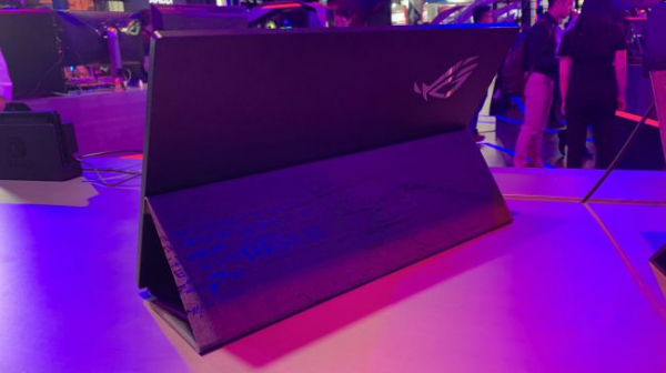 Предварительный обзор ASUS ROG XG17