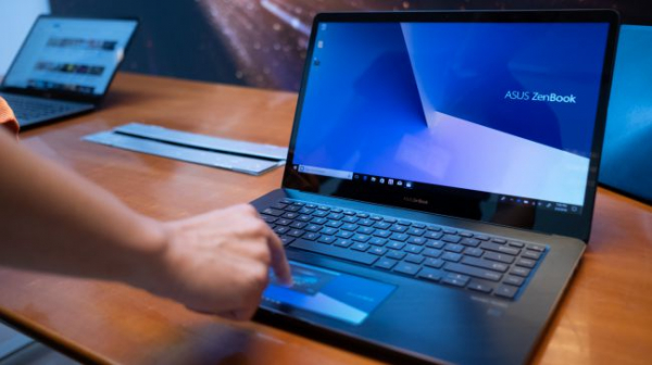 Предварительный обзор ASUS ZenBook Pro 15 (UX580)