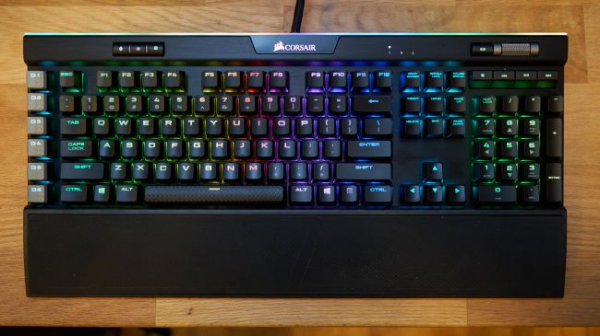 Обзор Corsair K95 RGB Platinum