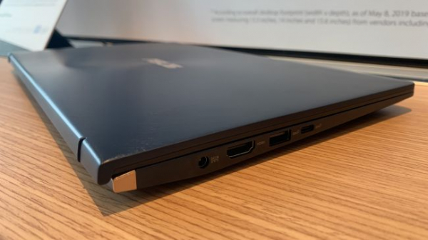 Предварительный обзор ASUS ZenBook 14 (2019)